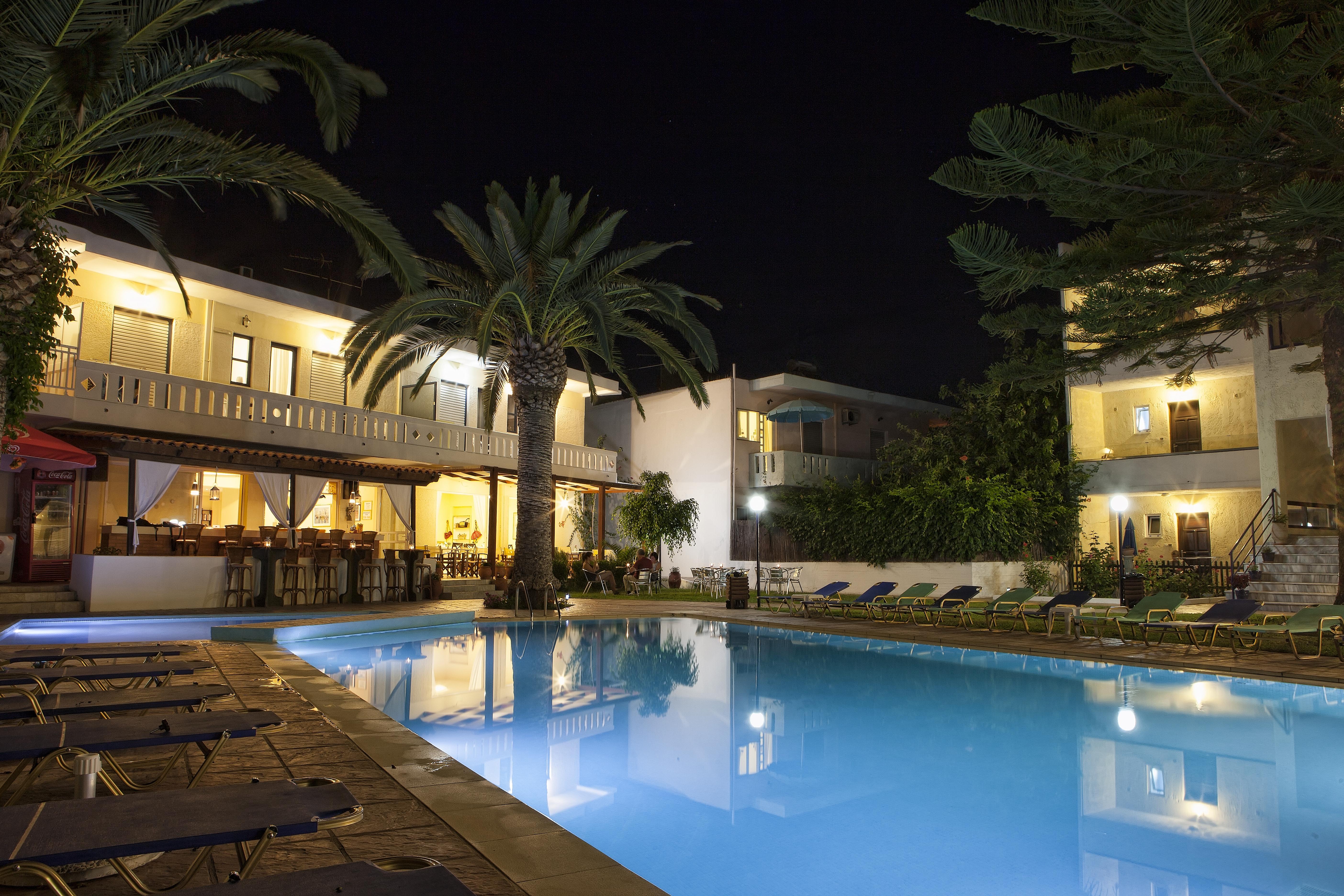 Cretan Sun Aparthotel Аделианос Кампос Екстериор снимка